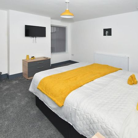 Townhouse @ 24 Brunswick Place Stoke Etruria Eksteriør bilde