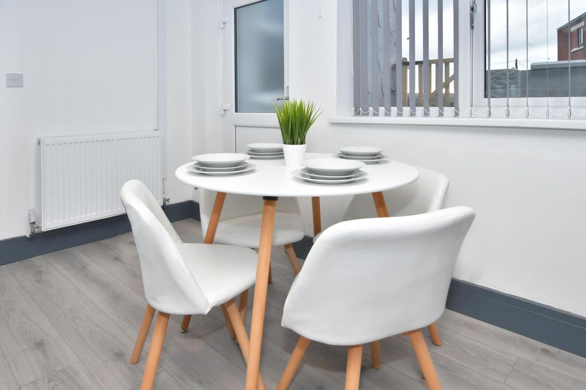 Townhouse @ 24 Brunswick Place Stoke Etruria Eksteriør bilde