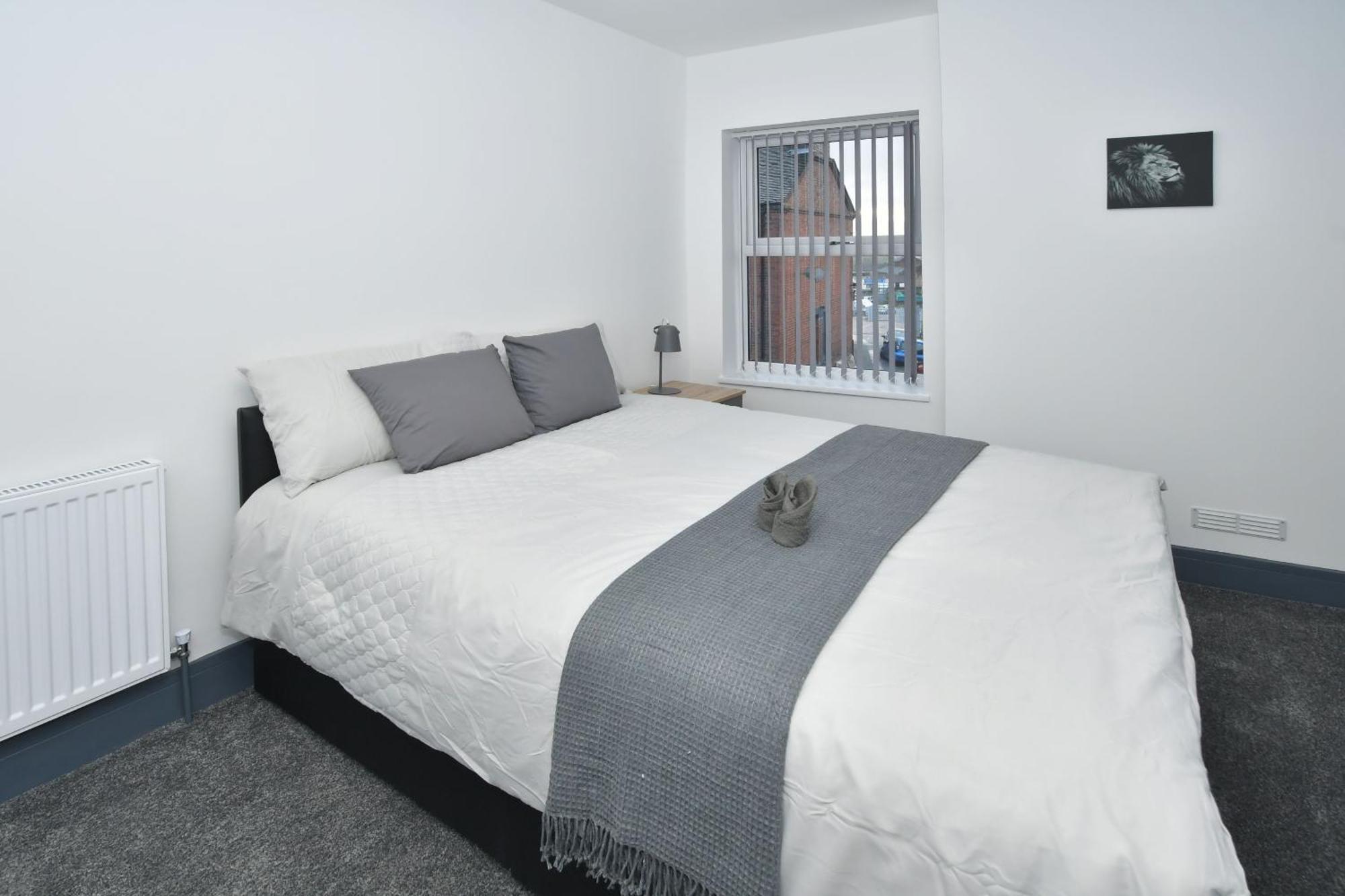 Townhouse @ 24 Brunswick Place Stoke Etruria Eksteriør bilde